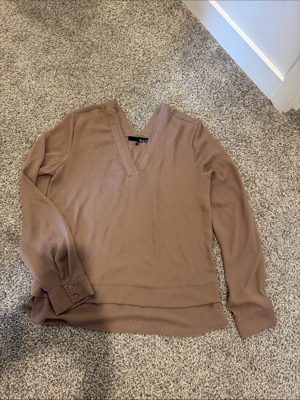 Ro & De Taupe V-Neck Frayed Trim Blouse - Picture 5 of 7